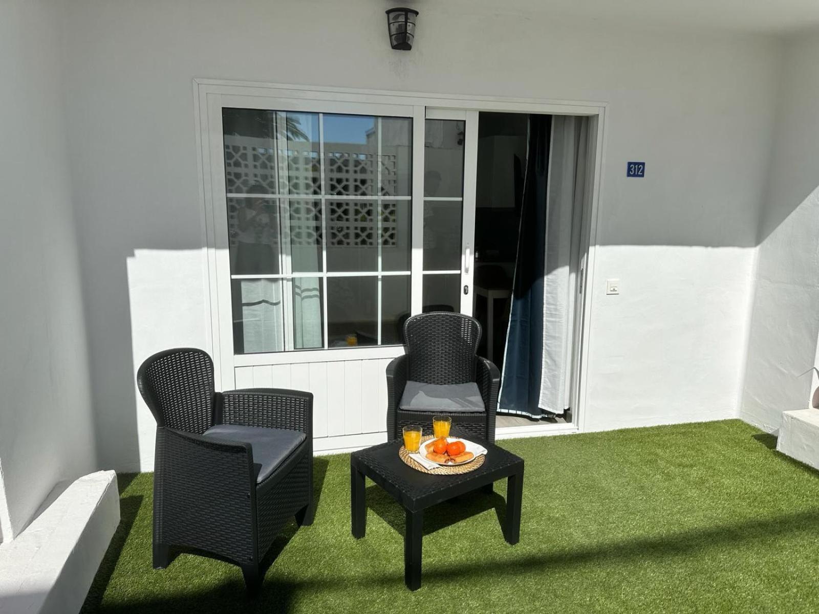 Luxury Suite Salitre Puerto Carmen Beach بويرتو ذيل كارمين المظهر الخارجي الصورة